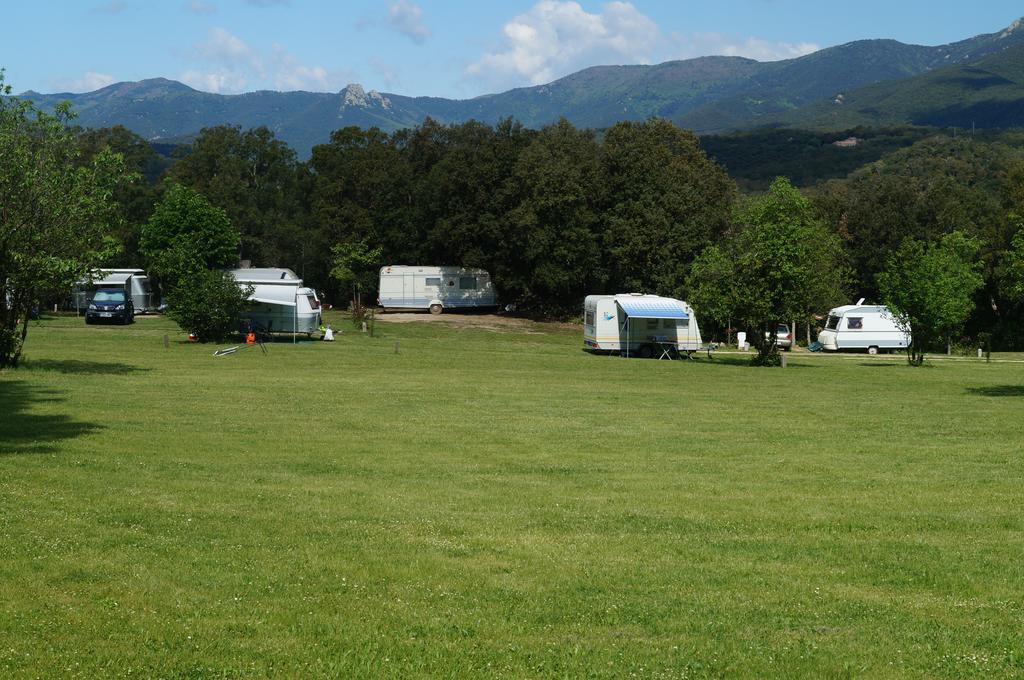 Camping Maçanet de Cabrenys Εξωτερικό φωτογραφία